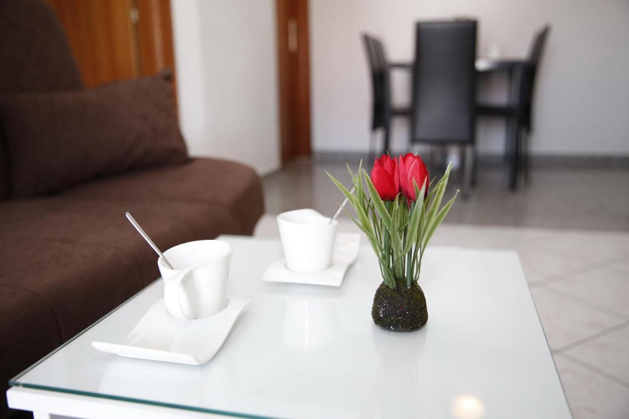 Apartments Lepur Vodice Exterior foto