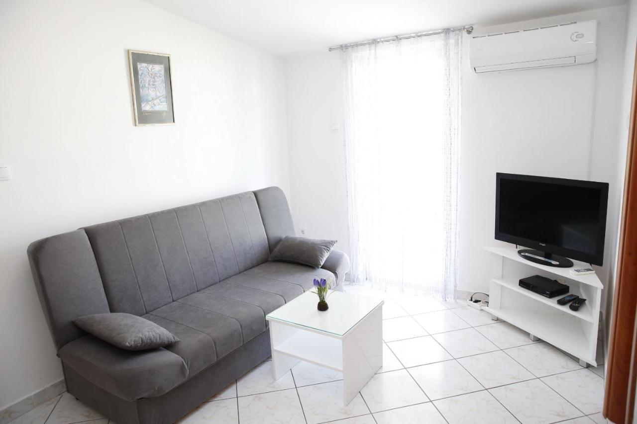 Apartments Lepur Vodice Exterior foto