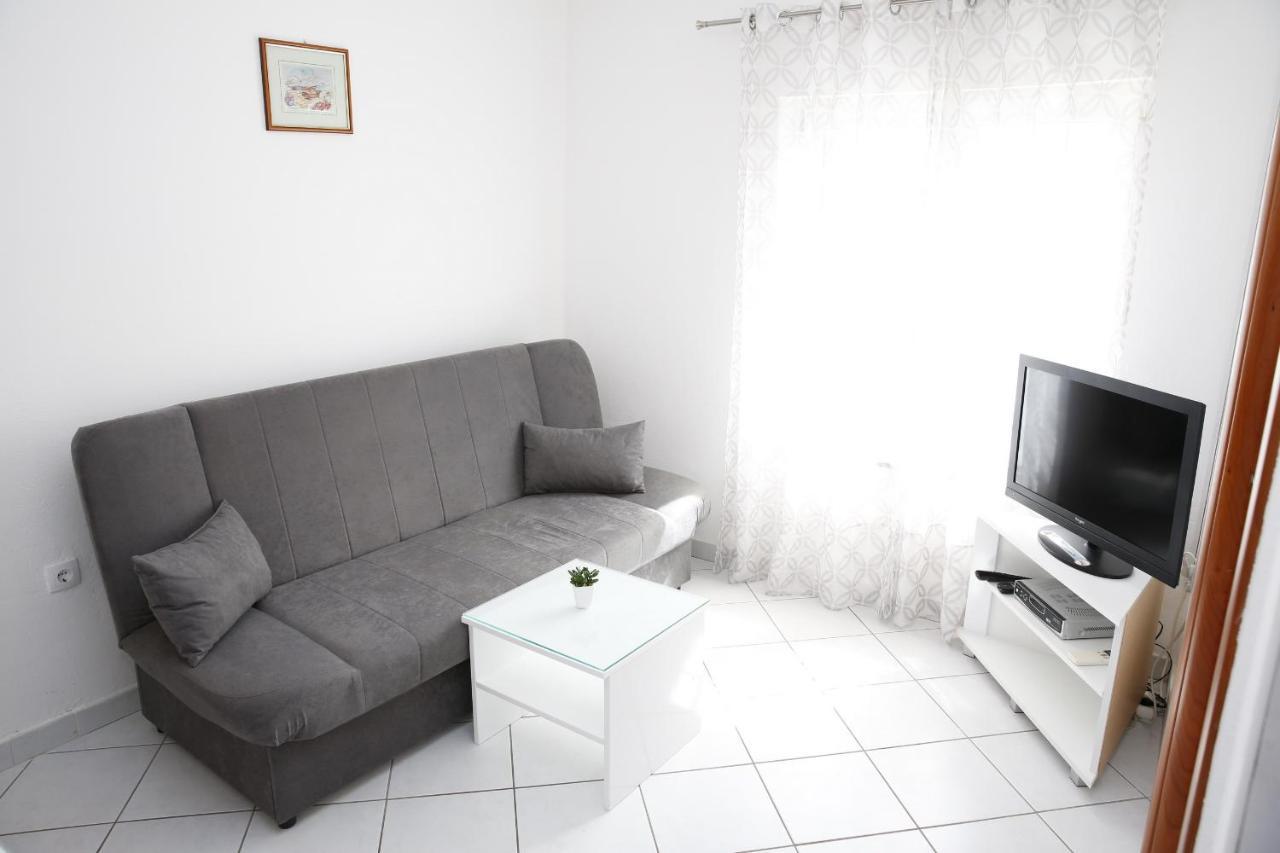 Apartments Lepur Vodice Exterior foto