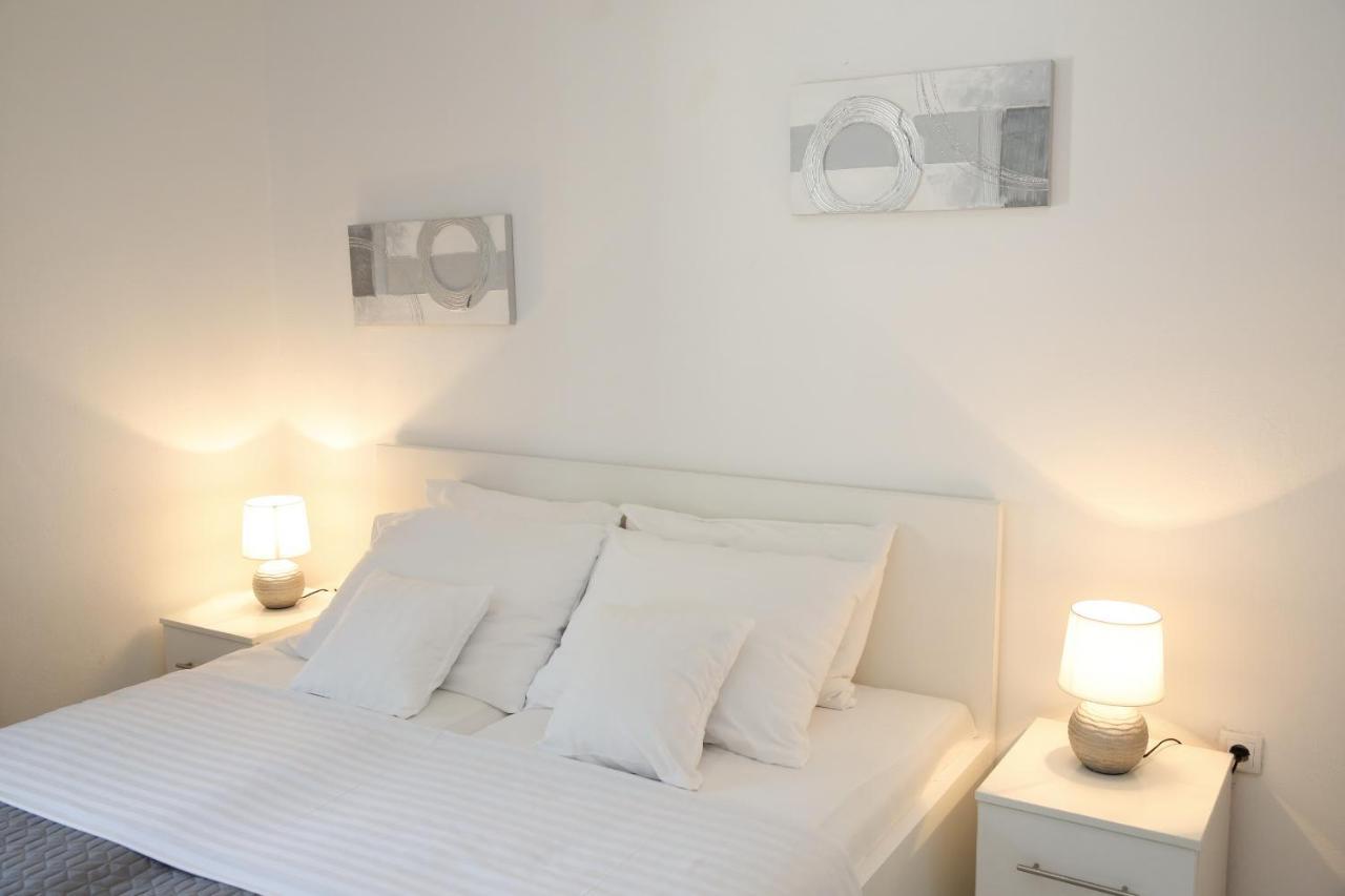 Apartments Lepur Vodice Exterior foto