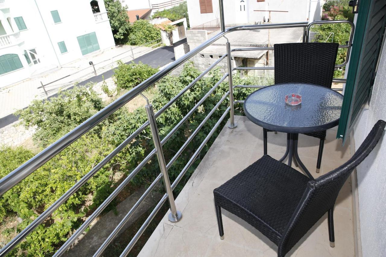Apartments Lepur Vodice Exterior foto
